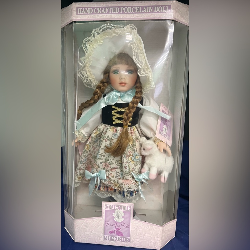 Vintage Collectible Memories Little Bo Peep Porcelain Doll